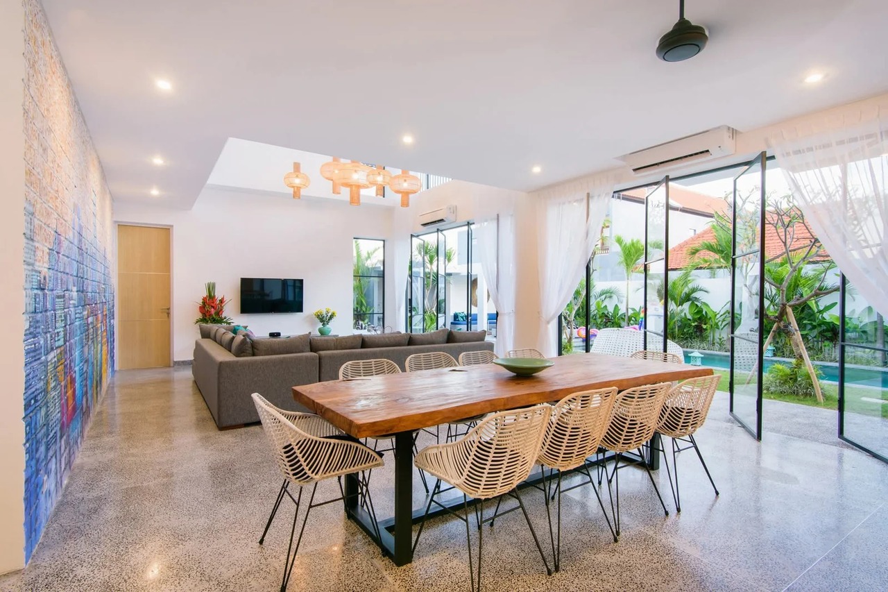 4 BEDROOM VILLA IN BERAWA USD 6500/MONTH