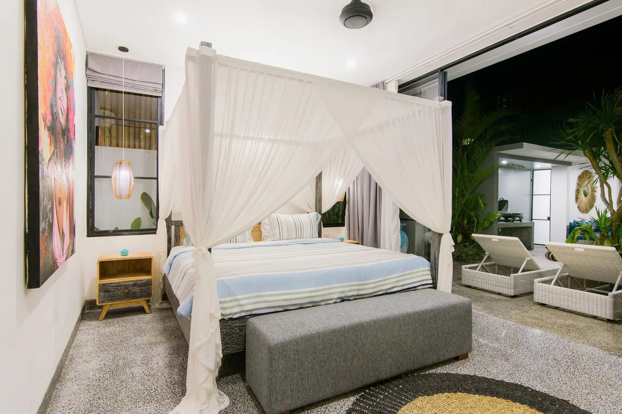 4 BEDROOM VILLA IN BERAWA USD 6500/MONTH