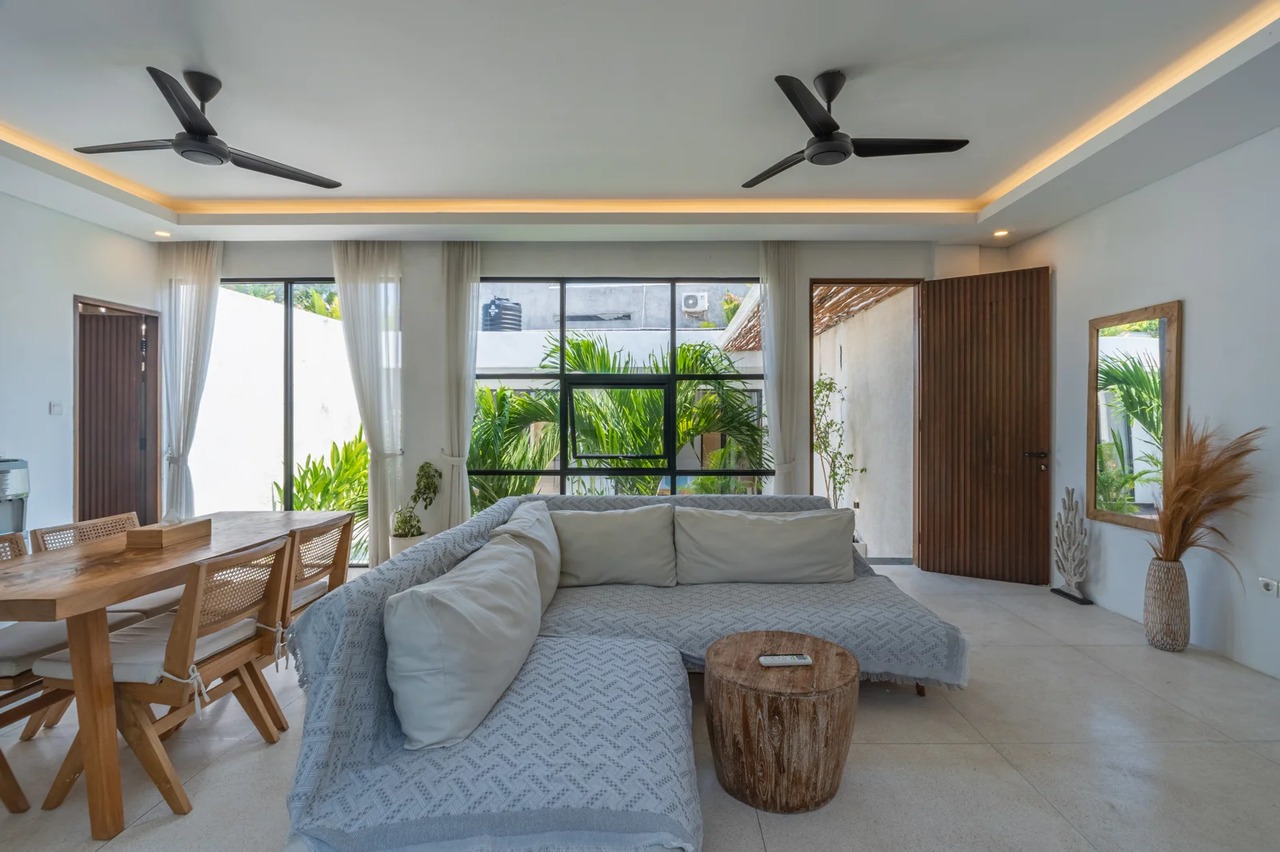 Bikini Top 2BR Private Villa