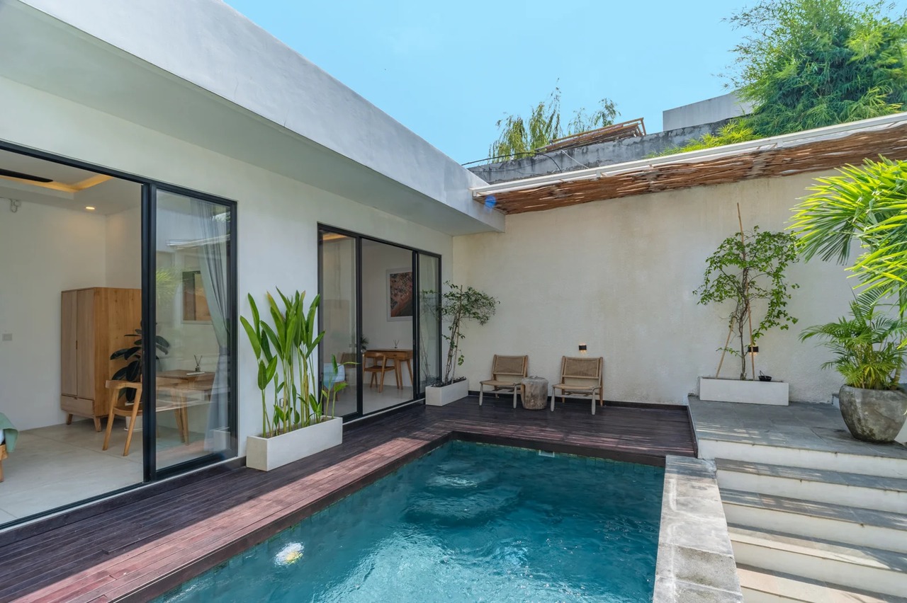 Bikini Top 2BR Private Villa