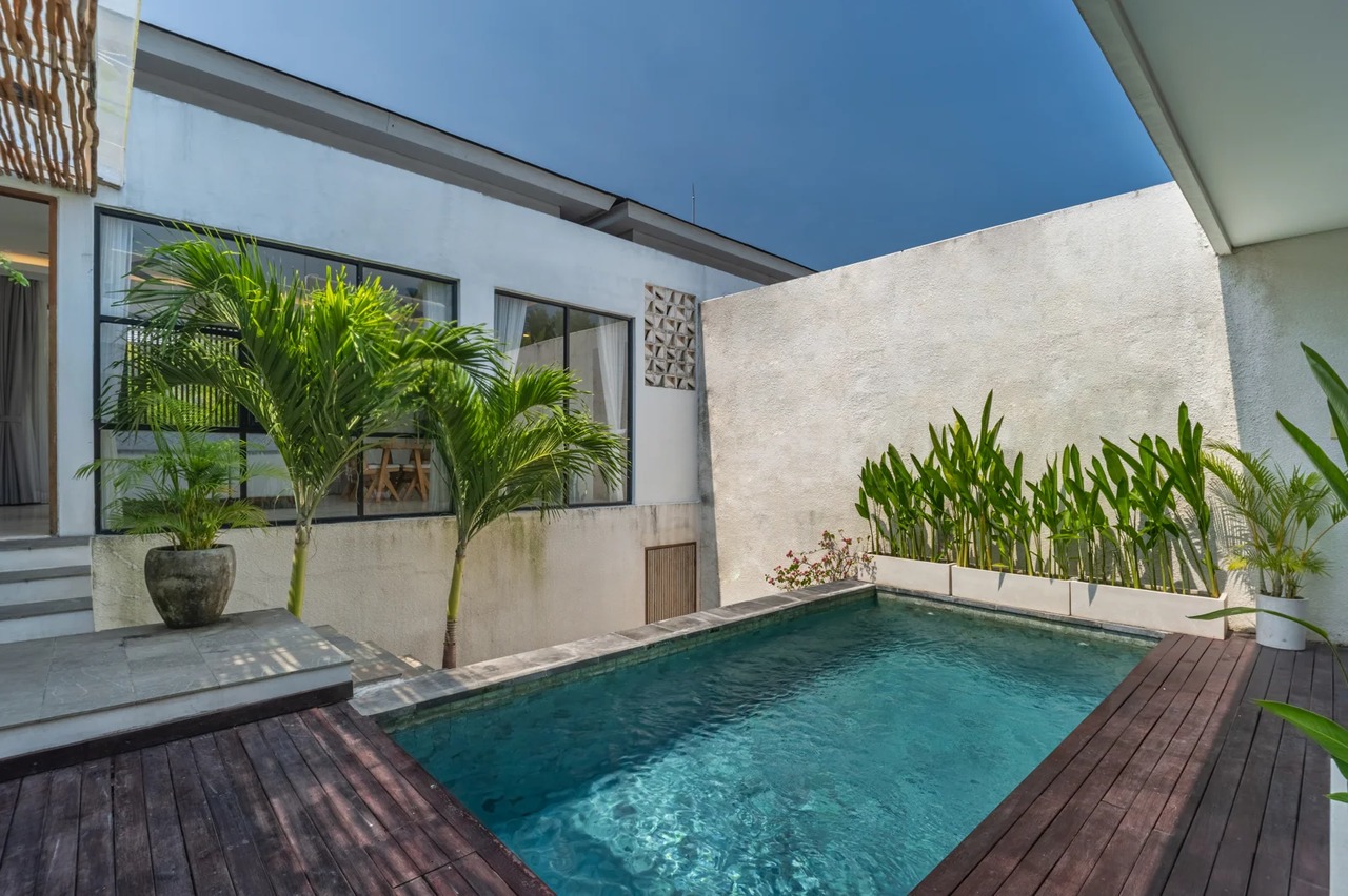 Bikini Top 2BR Private Villa