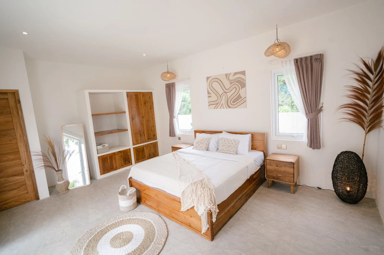2BR Villa w/ Pool & Huge Garden