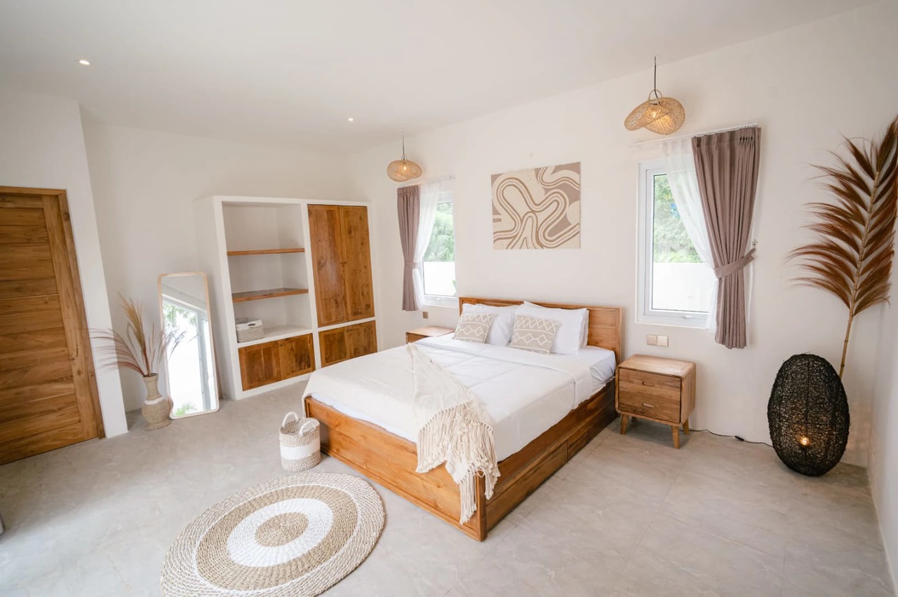 2BR Villa w/ Pool & Huge Garden