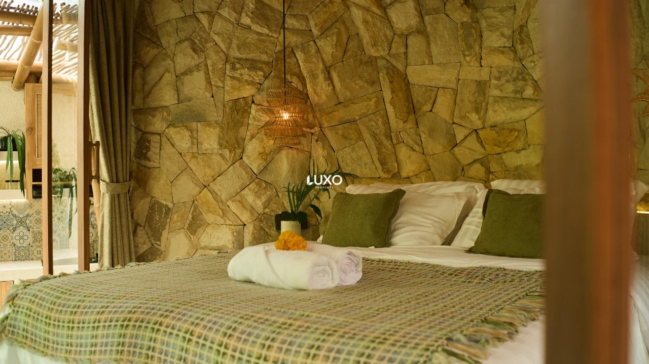 2 Bedrooms Villa near Green School