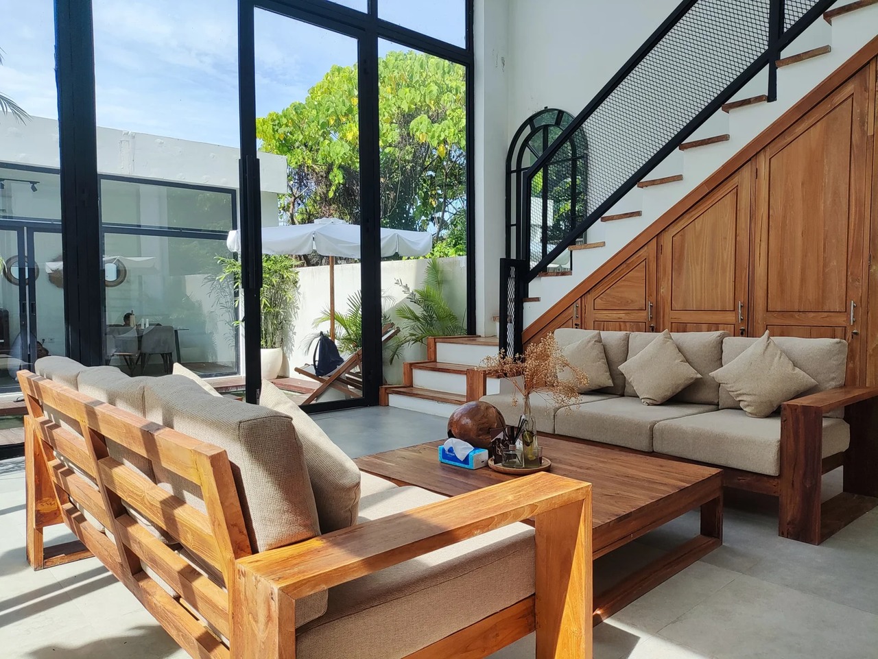 Charming Villa for Rent or Lease