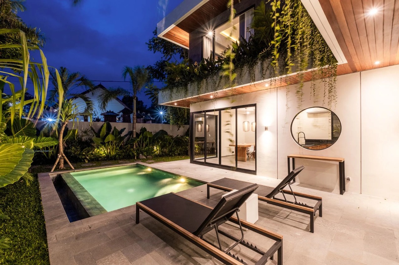 🌿 LEASEHOLD Refined 2BR Tropical Villa