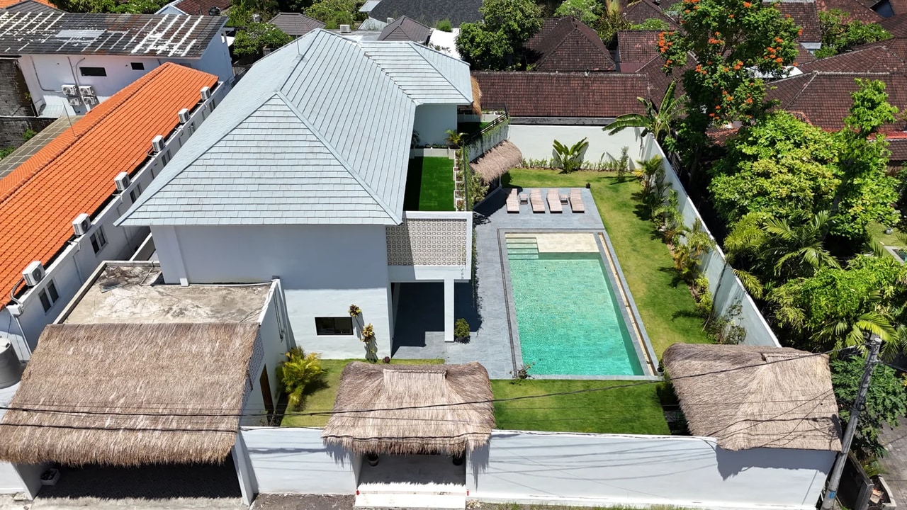Modern 4BR Villa w/ Private Pool and Sun