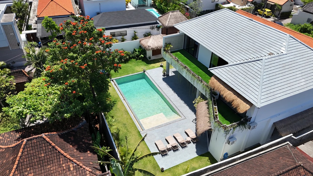 Modern 4BR Villa w/ Private Pool and Sun