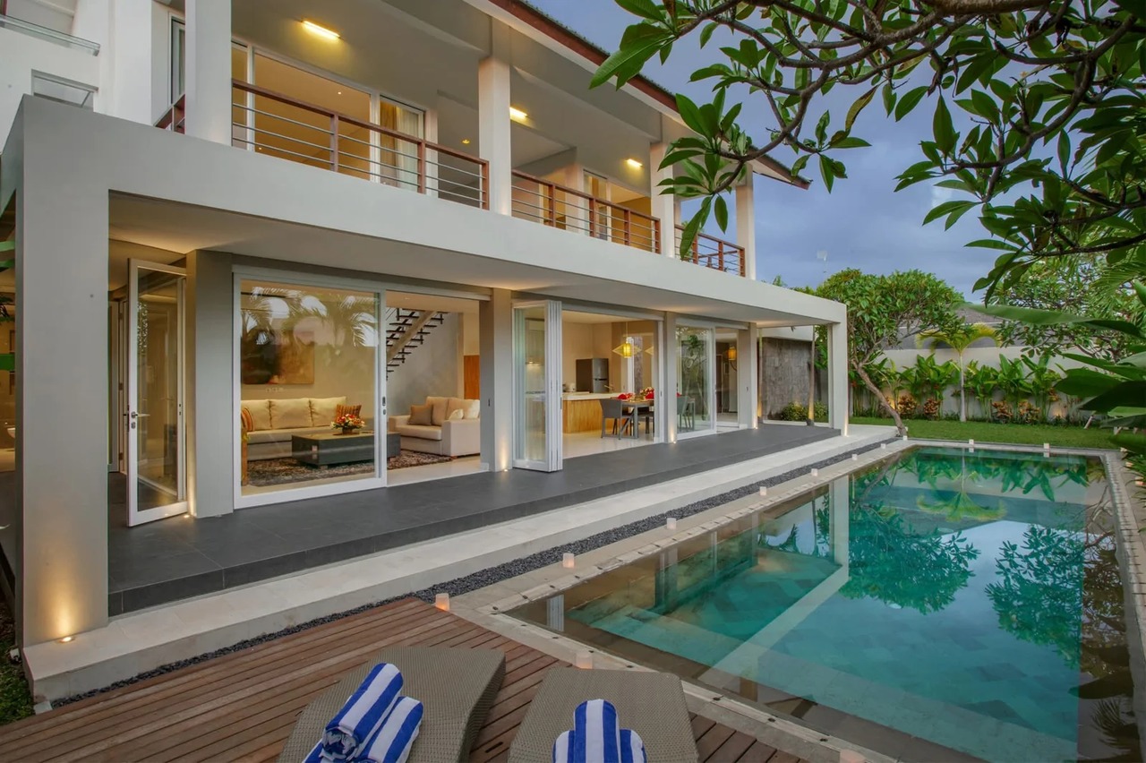 4 BEDROOM VILLA IN BERAWA IDR 50 MILL