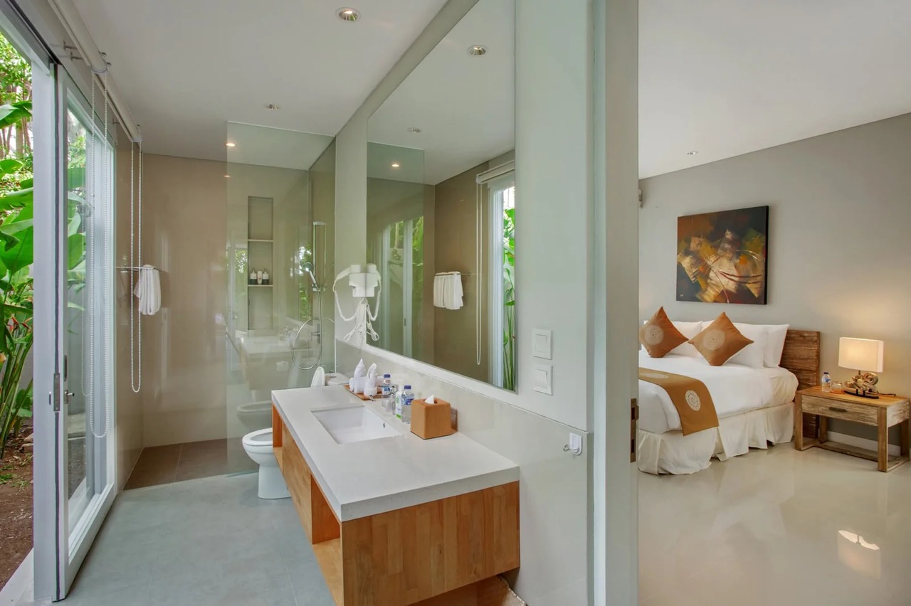 4 BEDROOM VILLA IN BERAWA IDR 50 MILL