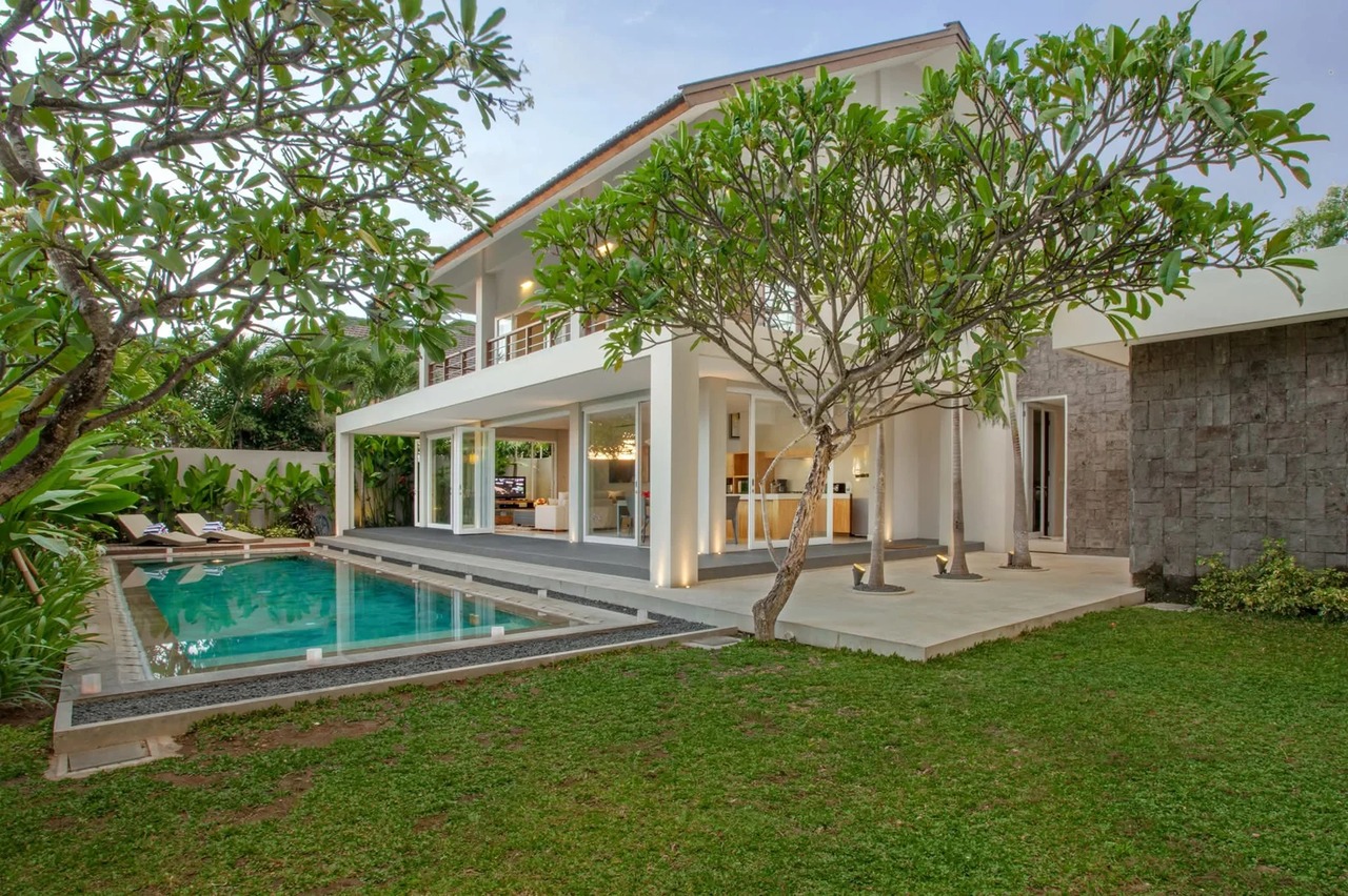 4 BEDROOM VILLA IN BERAWA IDR 50 MILL