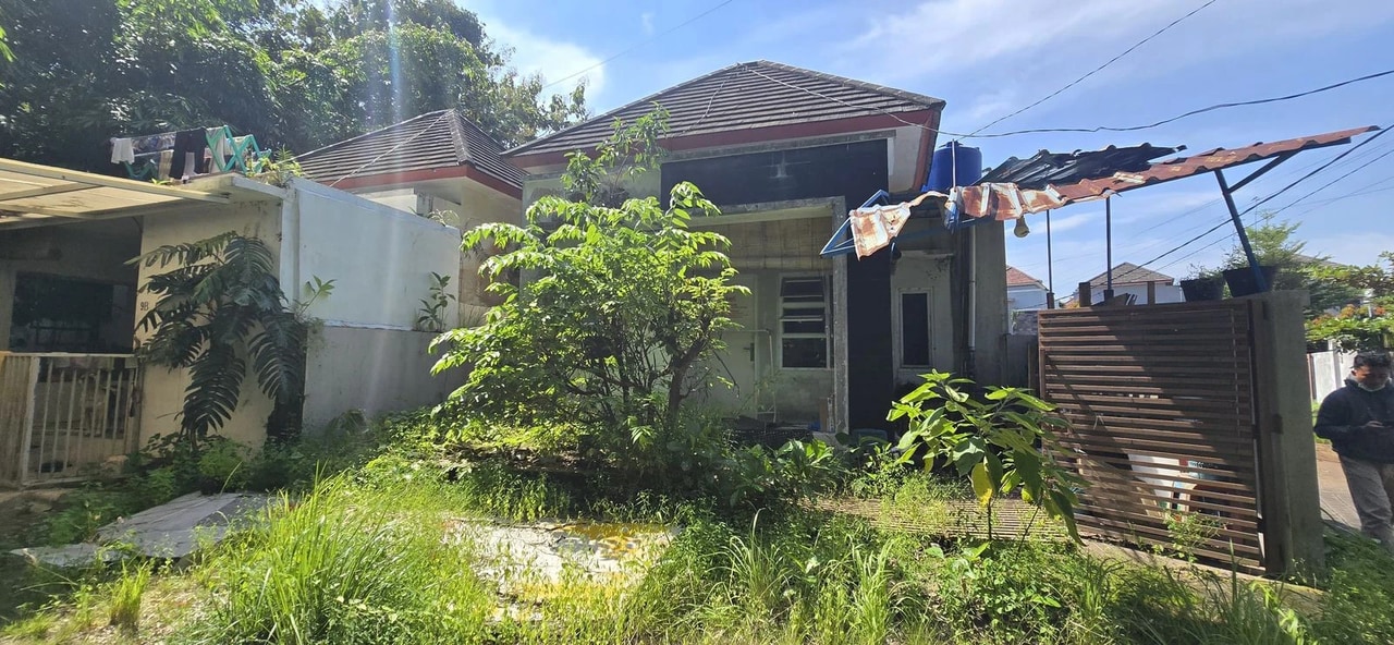 Auction House for Sale