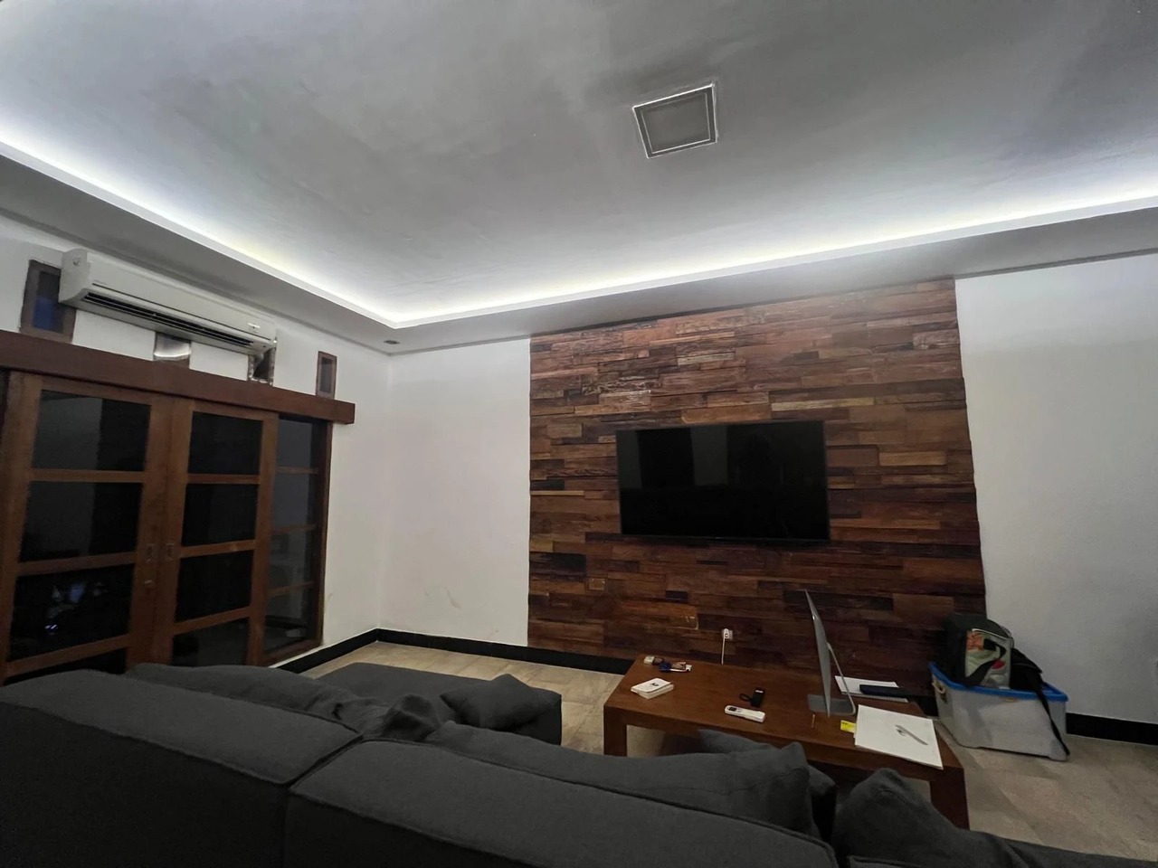 Modern 3-Storey Villa for Rent