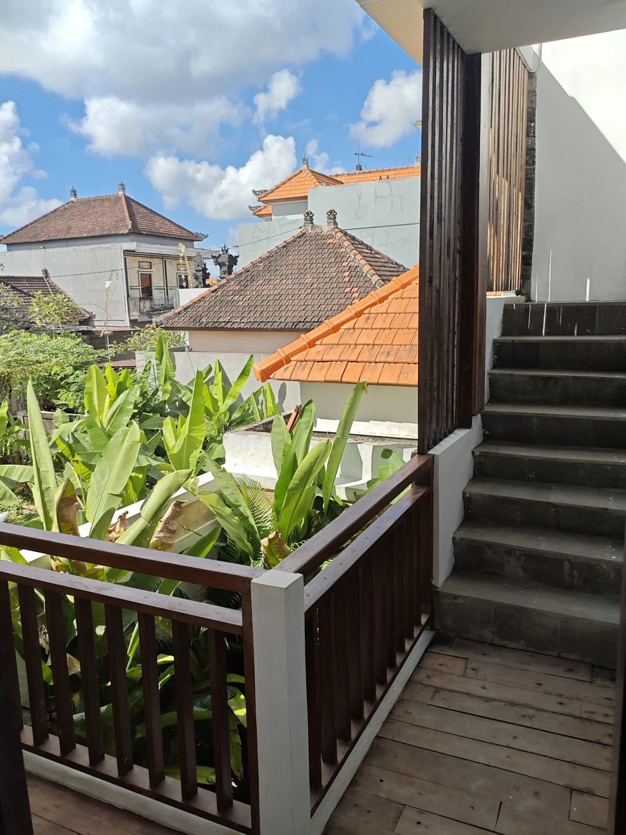 Modern 3-Storey Villa for Rent