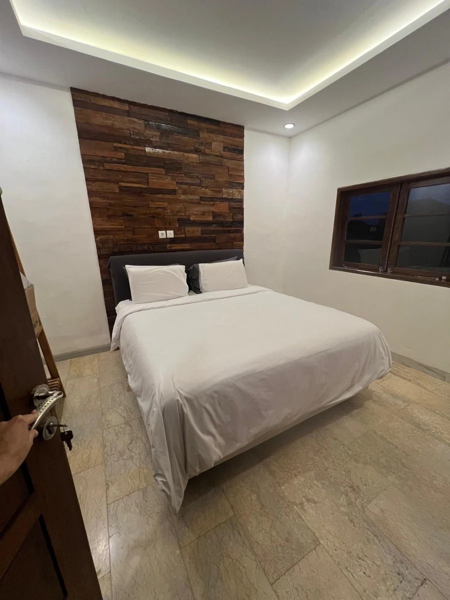 Modern 3-Storey Villa for Rent