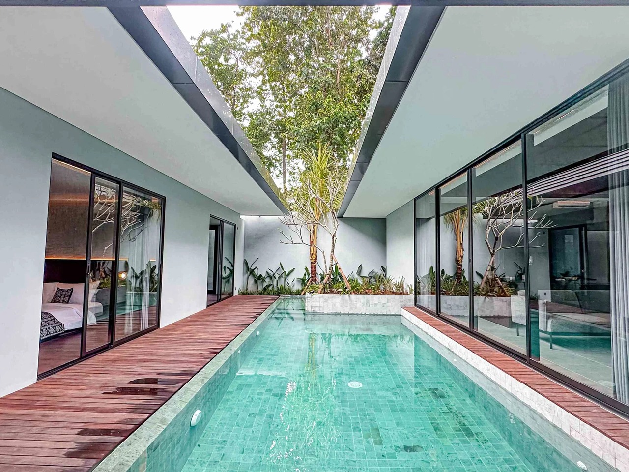 Modern 3BR Villa w/ Private Pool and Riv