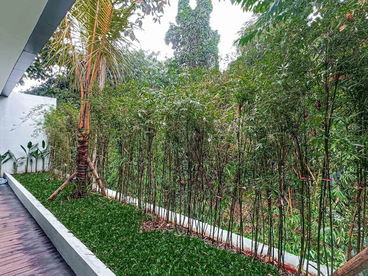 Modern 3BR Villa w/ Private Pool and Riv