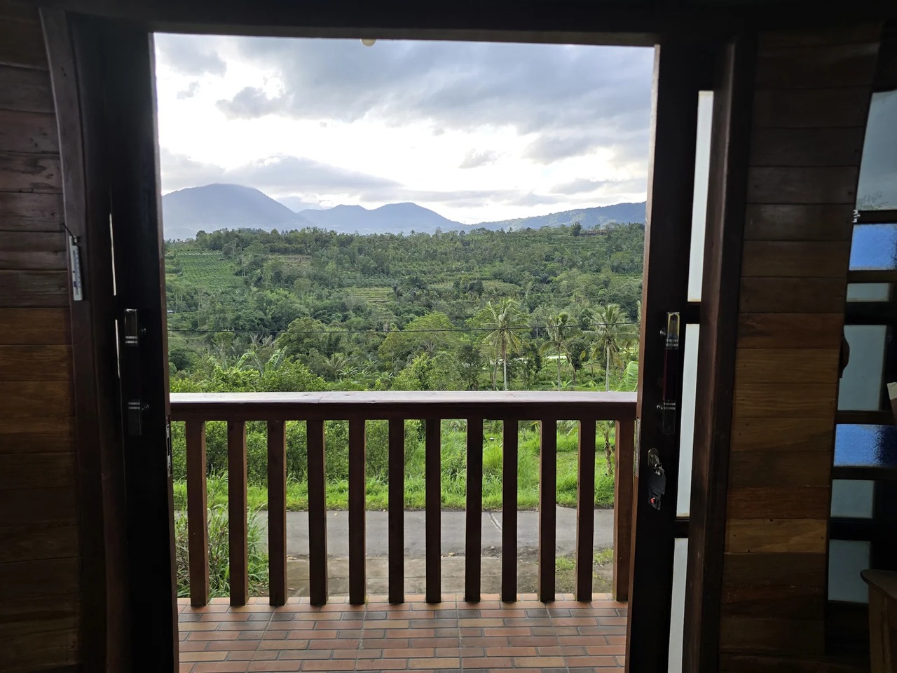 Unique 360° View Studio in Pelaga