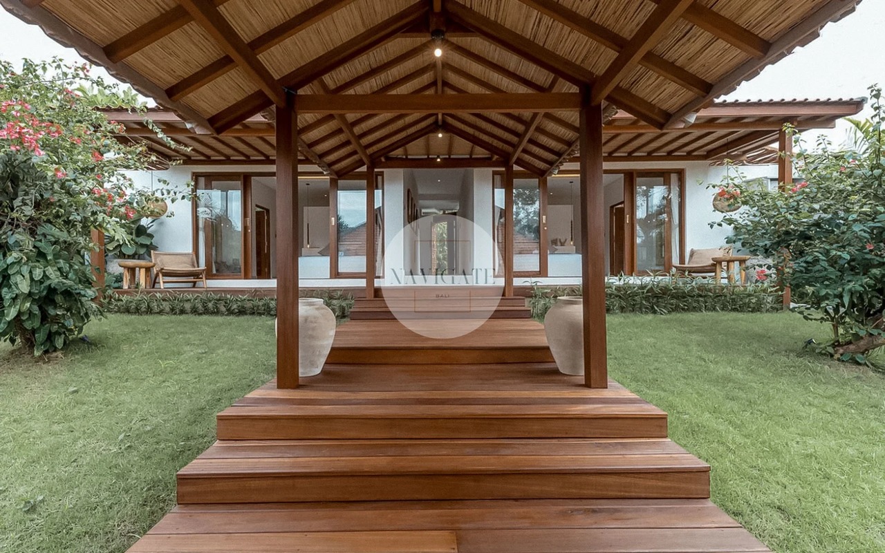 Rumah Kimi | 3-BR Tropical Villa