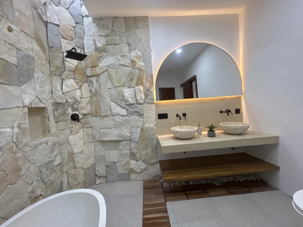 Brand New 2 Bedroom Villa for Monthly Rental | Bal