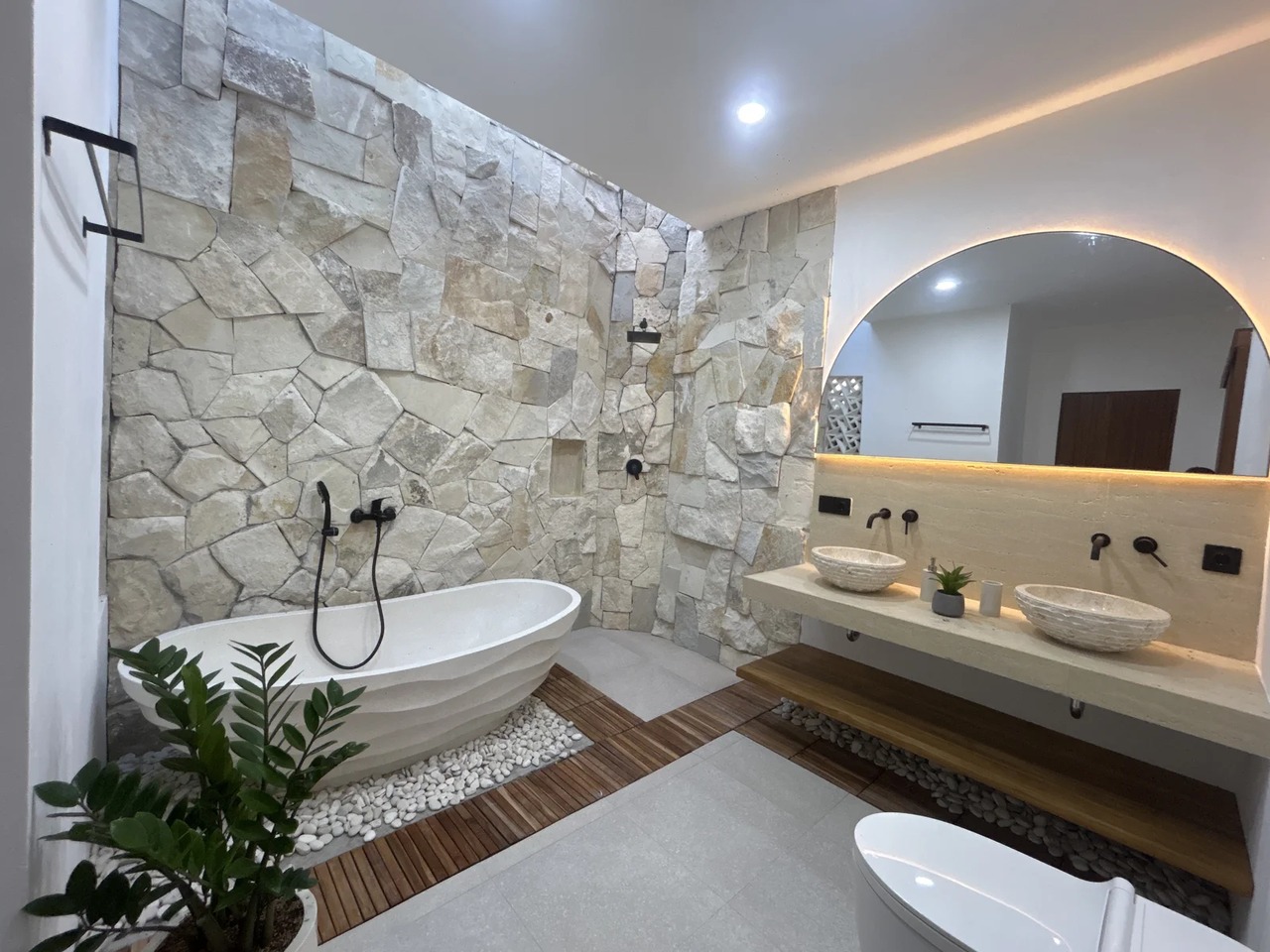 Brand New 2 Bedroom Villa for Monthly Rental | Bal