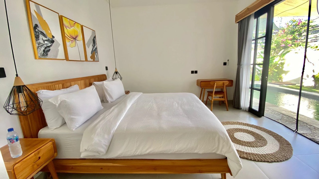 Modern 2-BR Villa for Rent – Babakan