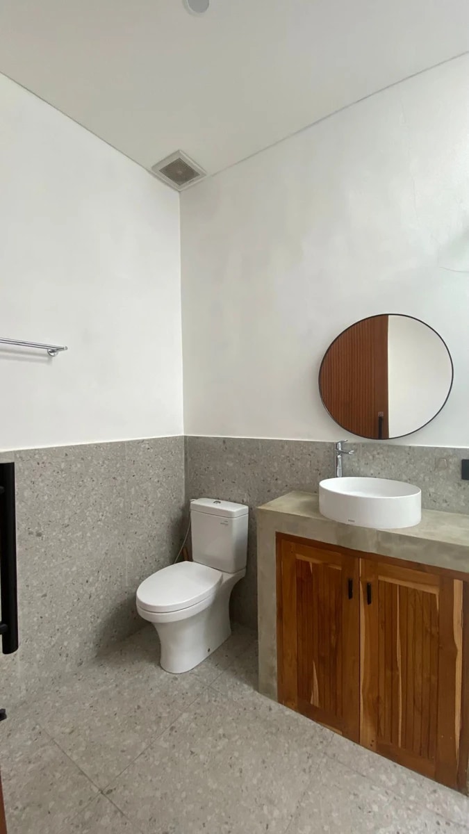 Modern 2-BR Villa for Rent – Babakan
