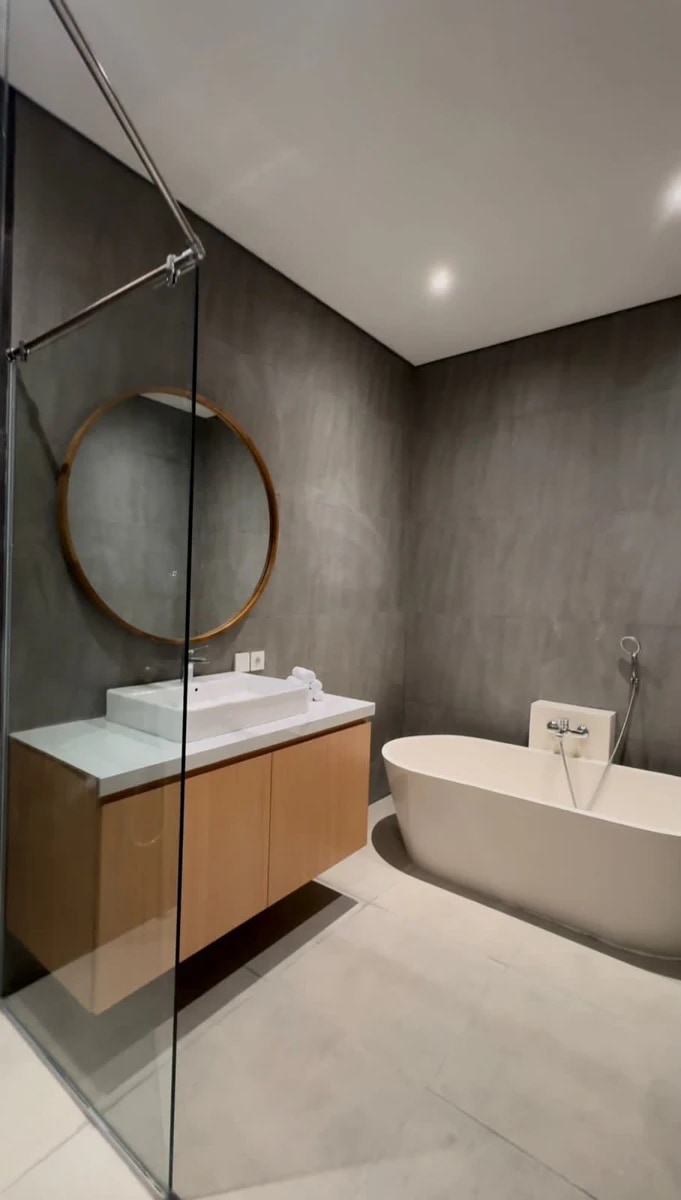 Modern 3-Bedroom Villa in Pererenan