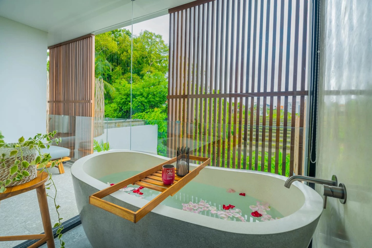 Stunning 4BR Villa with Rice Paddy Views