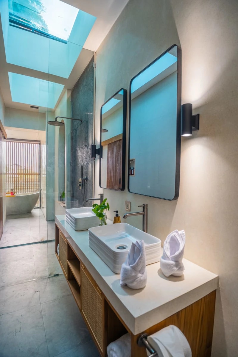 Stunning 4BR Villa with Rice Paddy Views