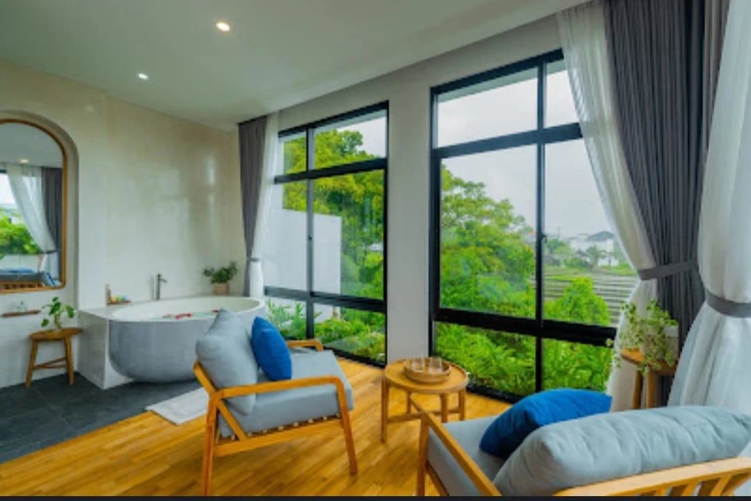 Stunning 4BR Villa with Rice Paddy Views