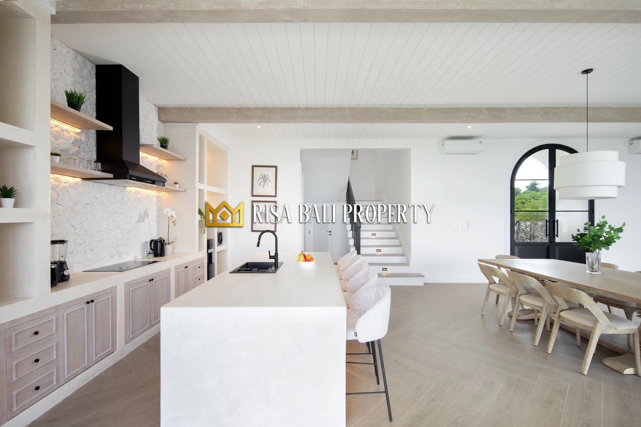 LUXURY 4-BEDROOM CLIFFTOP  OCEAN VIEW