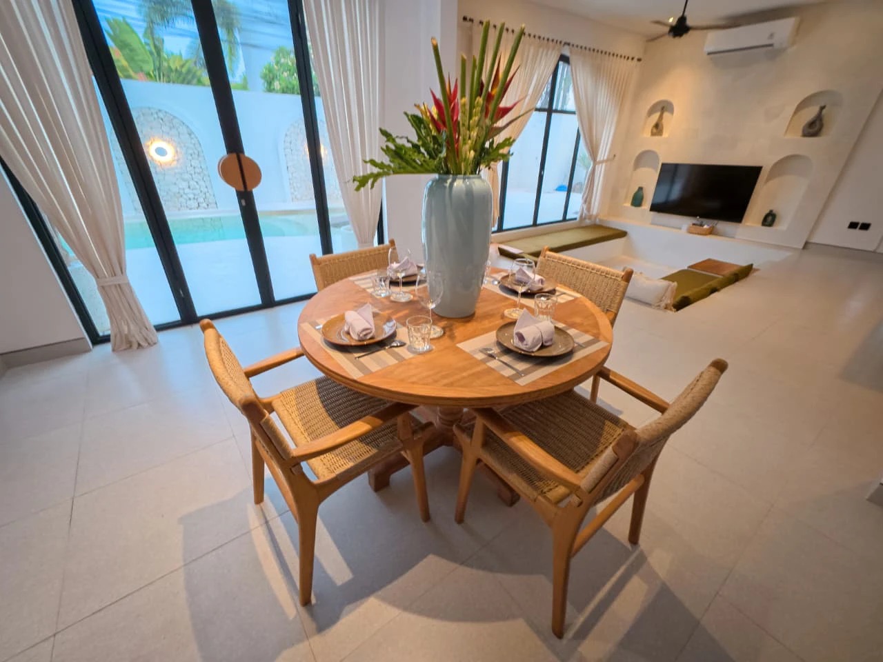 Brand New Scandinavian-Style Villa