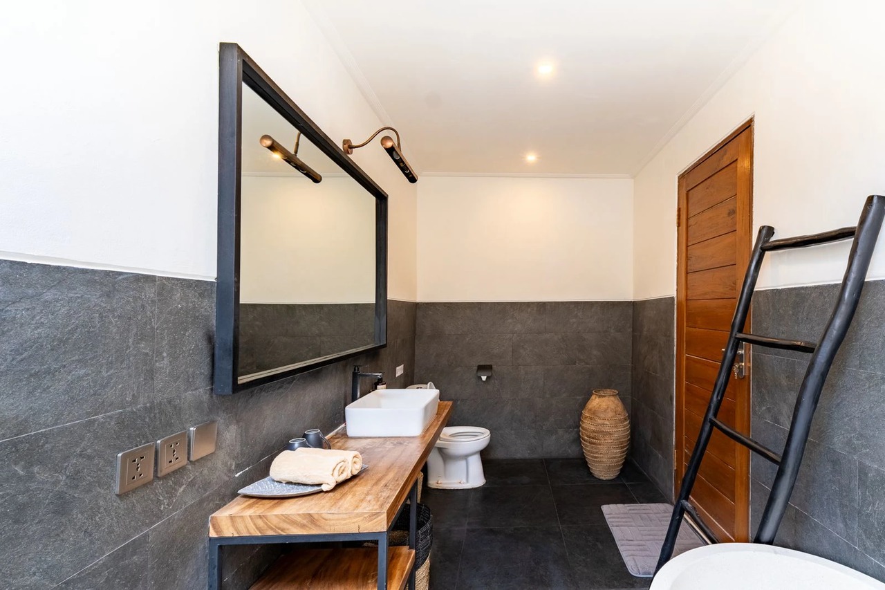 Modern 3-Bedroom Villa for Rent