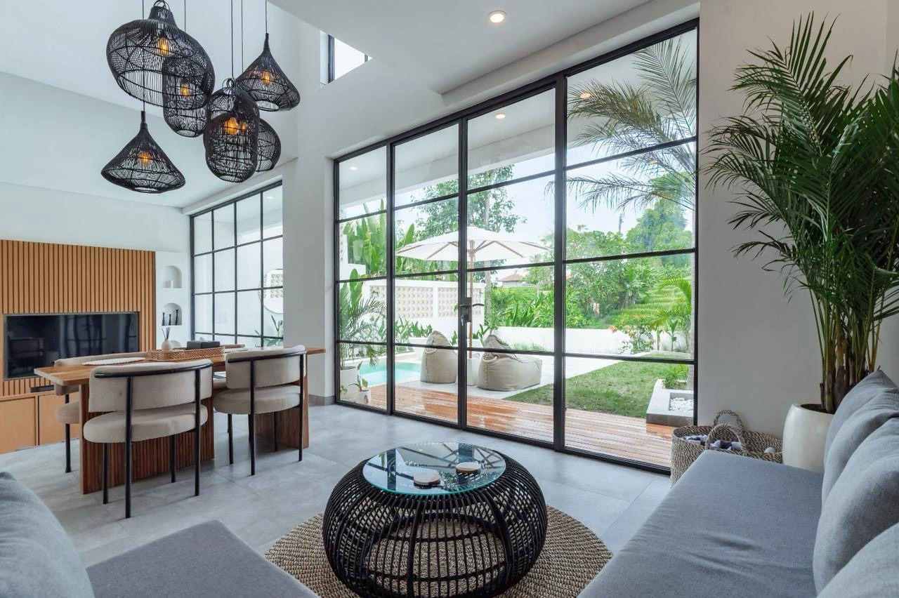 2BR Modern Minimalist Villa w/ Rooftop 