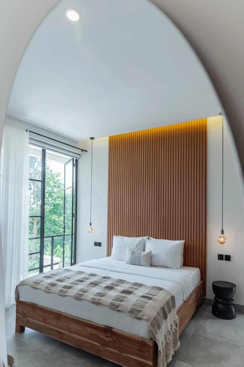 2BR Modern Minimalist Villa w/ Rooftop 