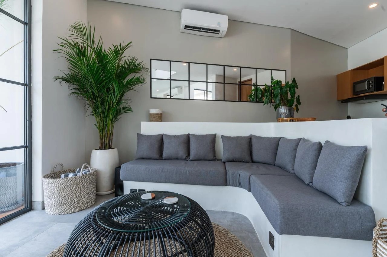 2BR Modern Minimalist Villa w/ Rooftop 
