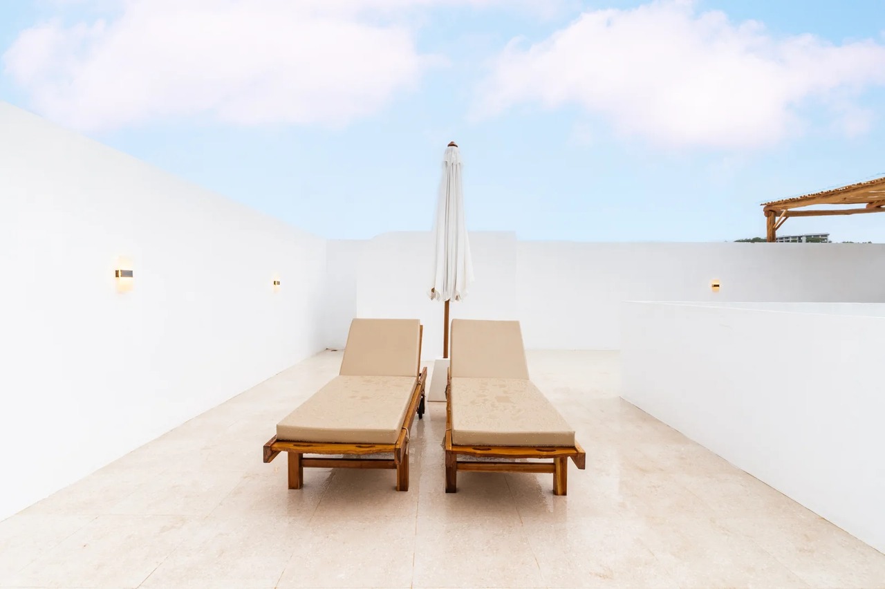 Mediterranean-Style 2BR Villa w/ Rooftop
