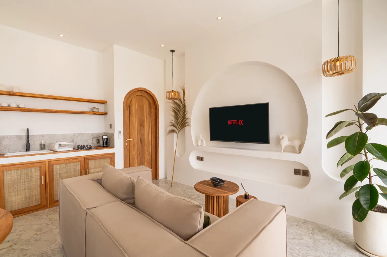 Modern 1BR Townhouse w/ Rooftop 