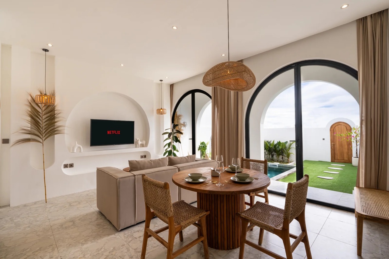 Modern 1BR Townhouse w/ Rooftop 