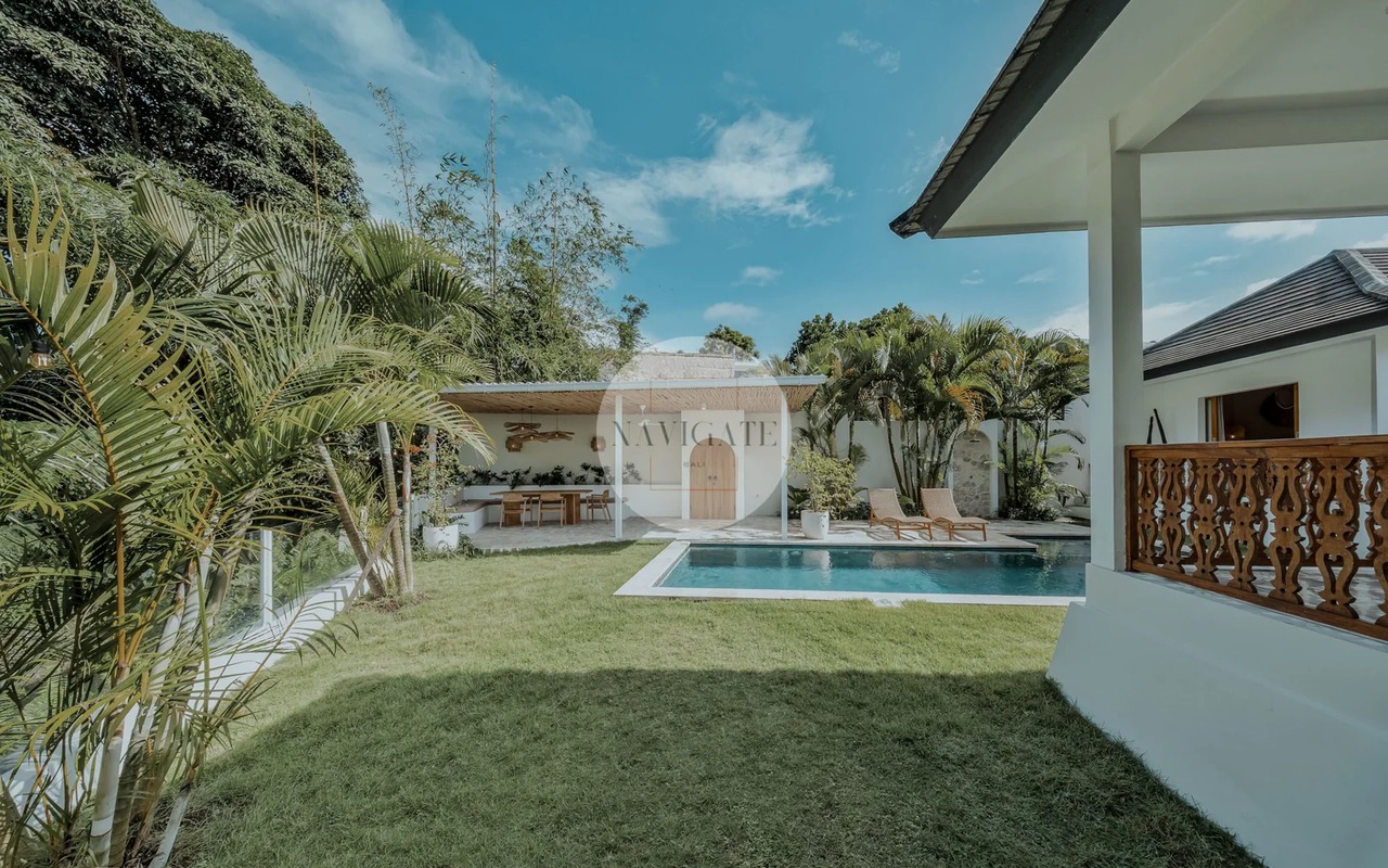 3BR VILLA IN TUMBAK BAYUH FOR SALE