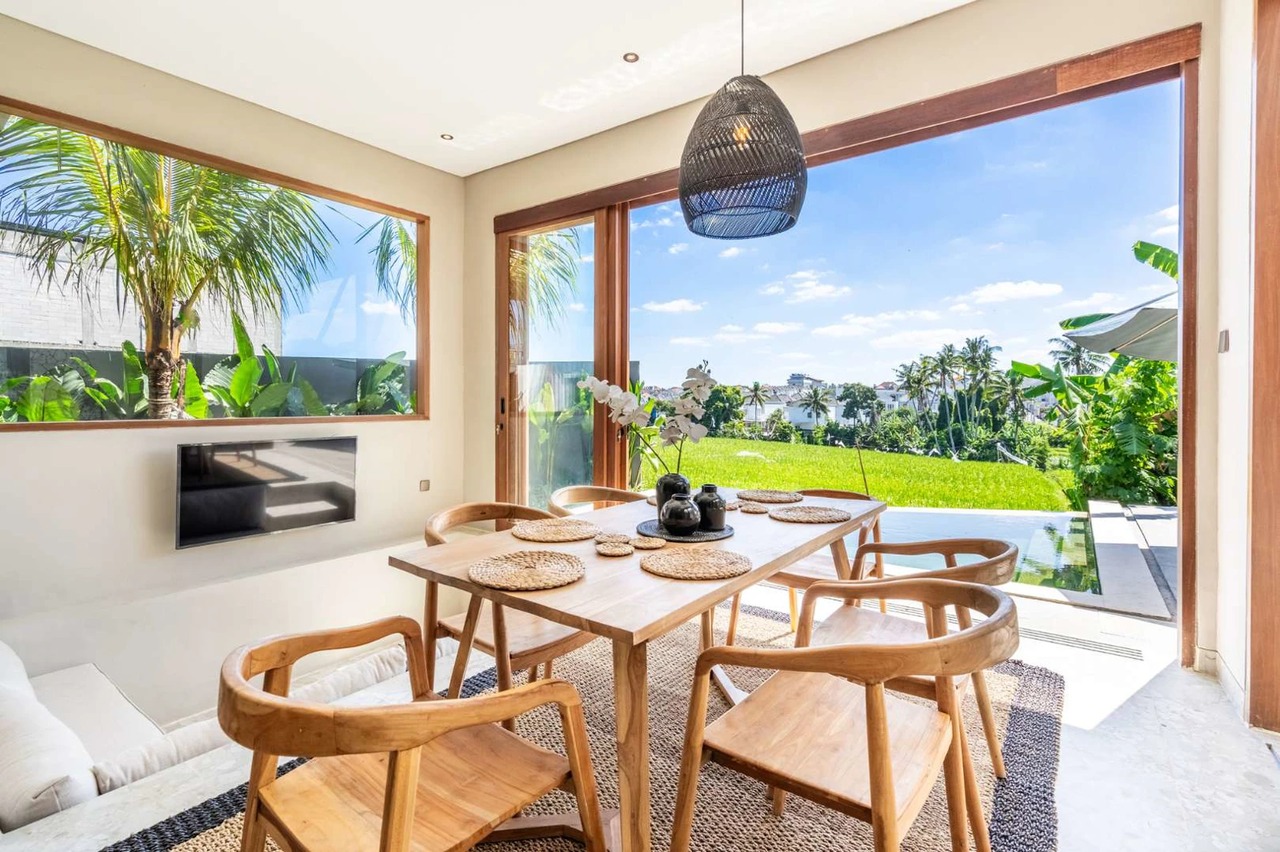 Tumbak Bayuh - 3BR Brand New Bohemian St
