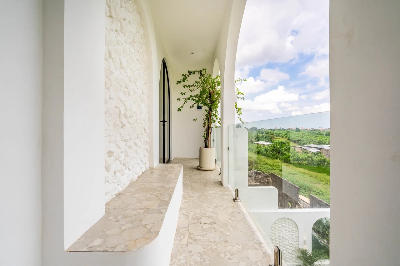 Modern 2BR Townhouse w/ Rooftop & Views