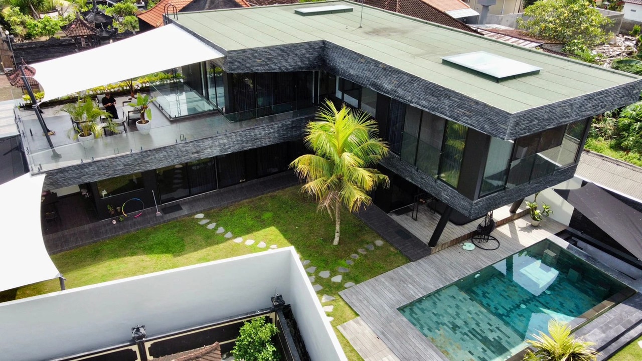 [REDUCED} CEMAGI, Casa Noir, 3-BR Luxury