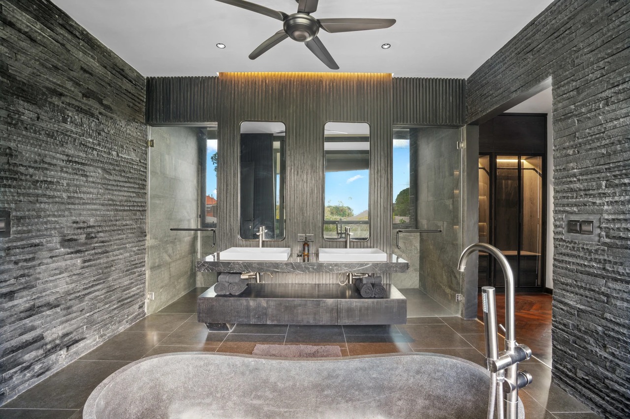 [REDUCED} CEMAGI, Casa Noir, 3-BR Luxury