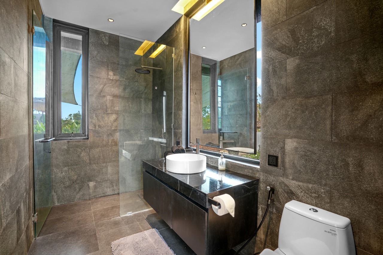 [REDUCED} CEMAGI, Casa Noir, 3-BR Luxury