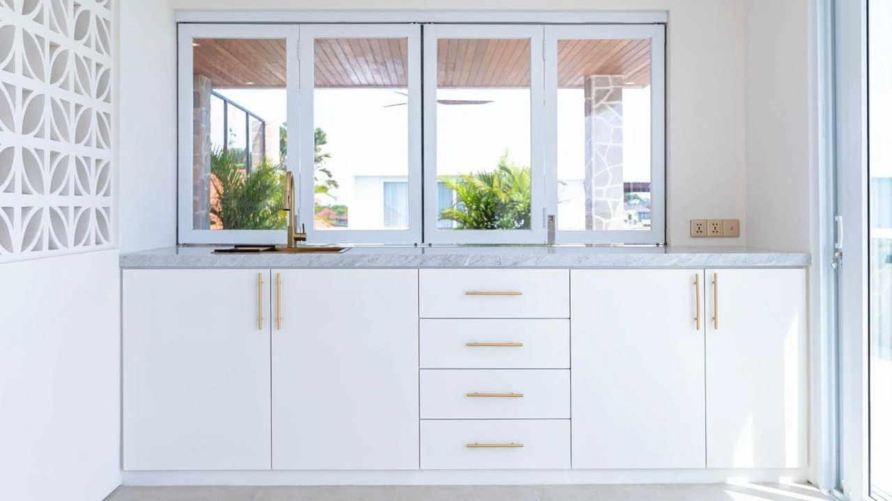 Elegant 4BR Ocean-View Villa w/ Rooftop