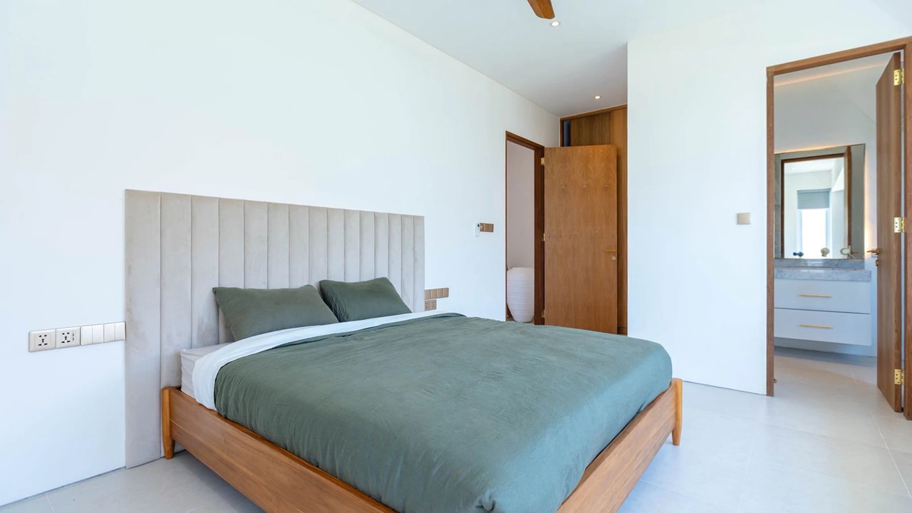 Elegant 4BR Ocean-View Villa w/ Rooftop
