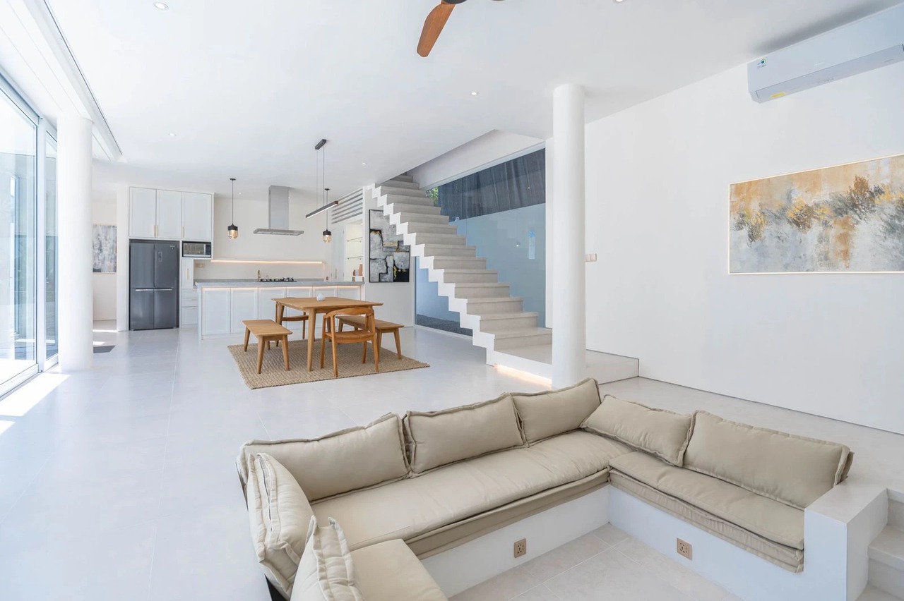 Elegant 4BR Ocean-View Villa w/ Rooftop