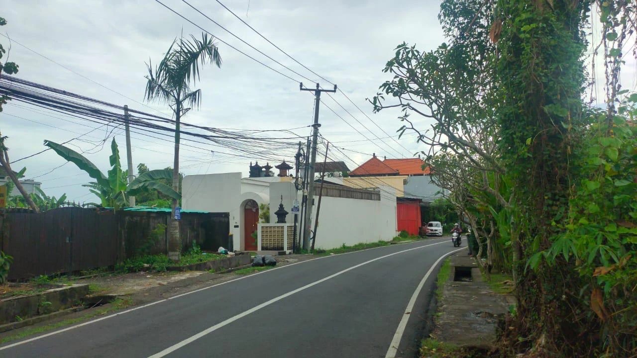 LAND FOR SALE – PRIME TUMBAK BAYUH LOCAT